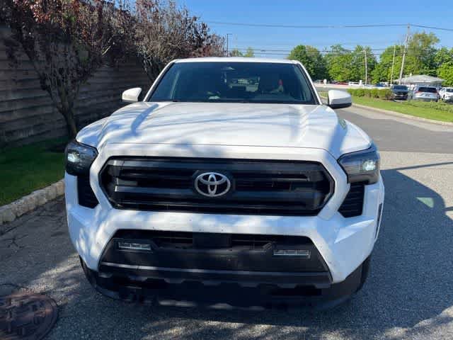 Used 2026 Toyota Tacoma SR5 AWD/4WD image 2