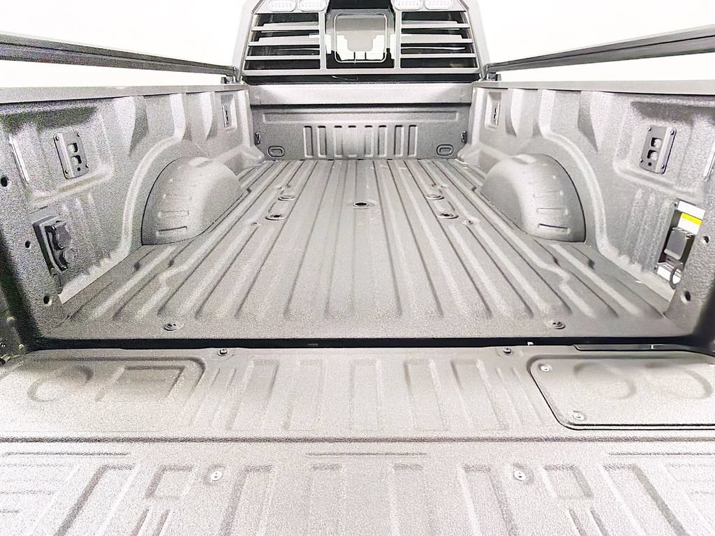 Used 2025 Ford F450 Platinum w/ Platinum Plus Package AWD/4WD image 24