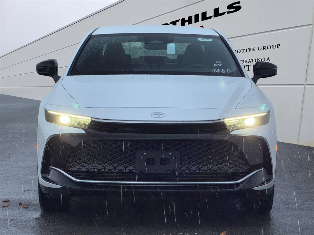 New 2026 Toyota Crown XLE image 2