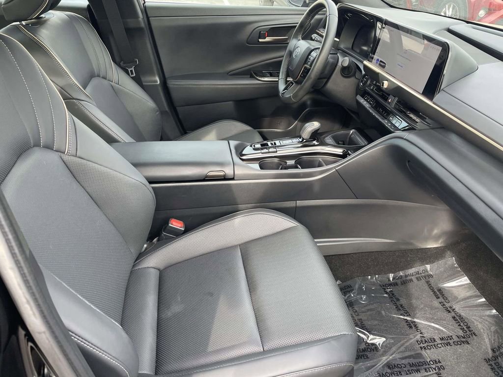 Used 2026 Toyota Crown XLE image 46