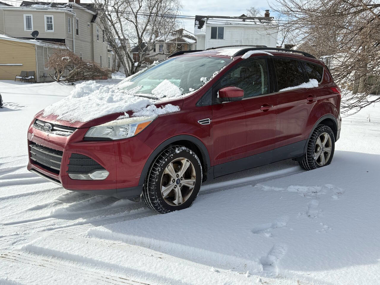 Used 2013 Ford Escape SE image 1