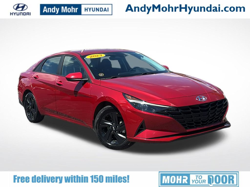 Used 2023 Hyundai Elantra SEL FWD image 1
