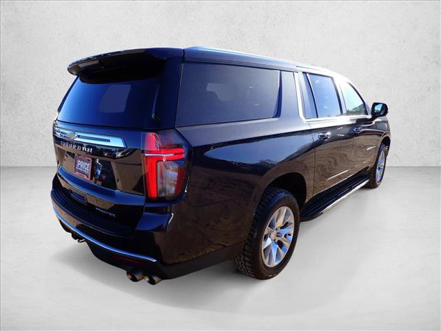 Used 2023 Chevrolet Suburban Premier image 4