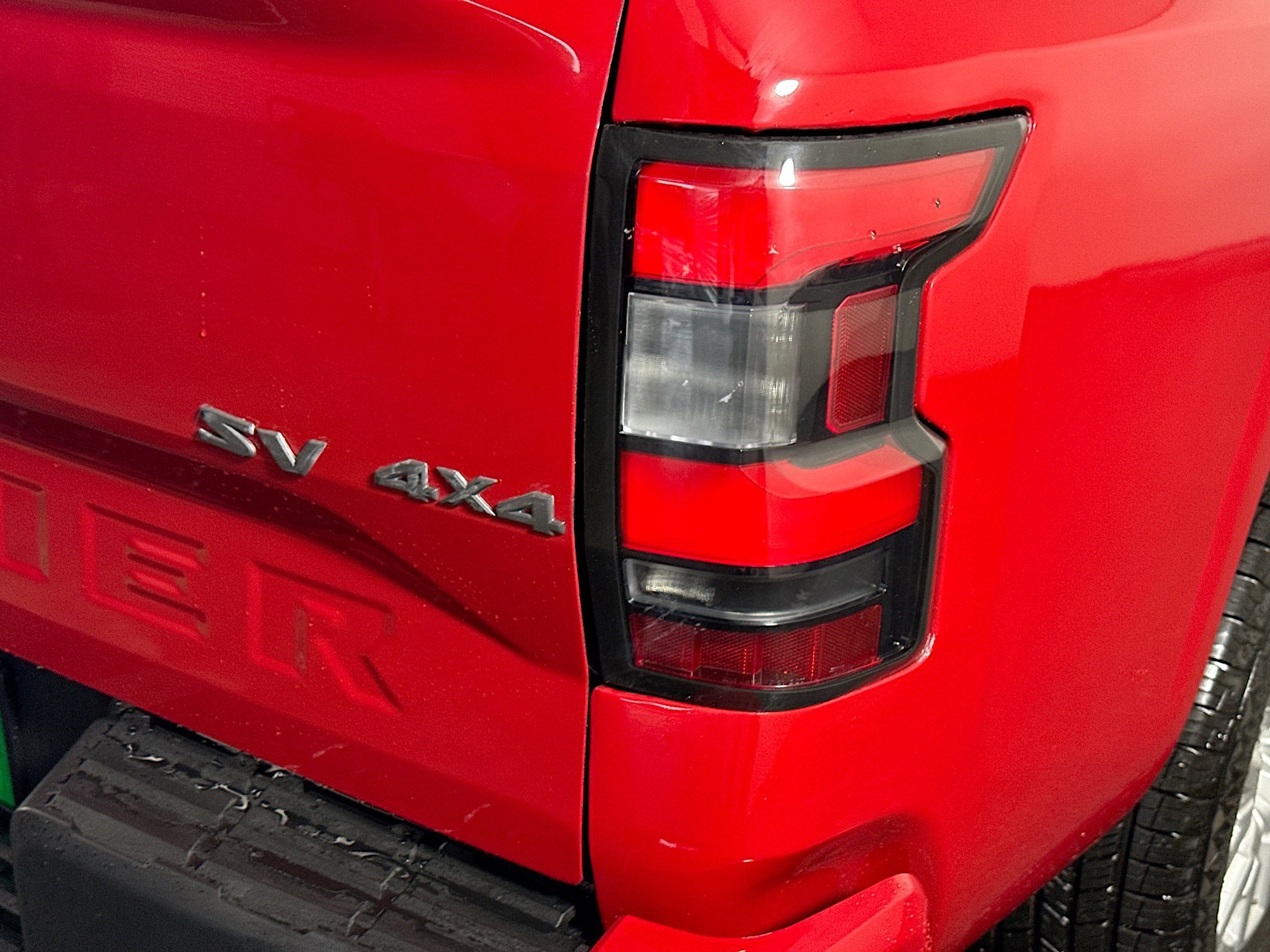 Used 2022 Nissan Frontier SV image 34