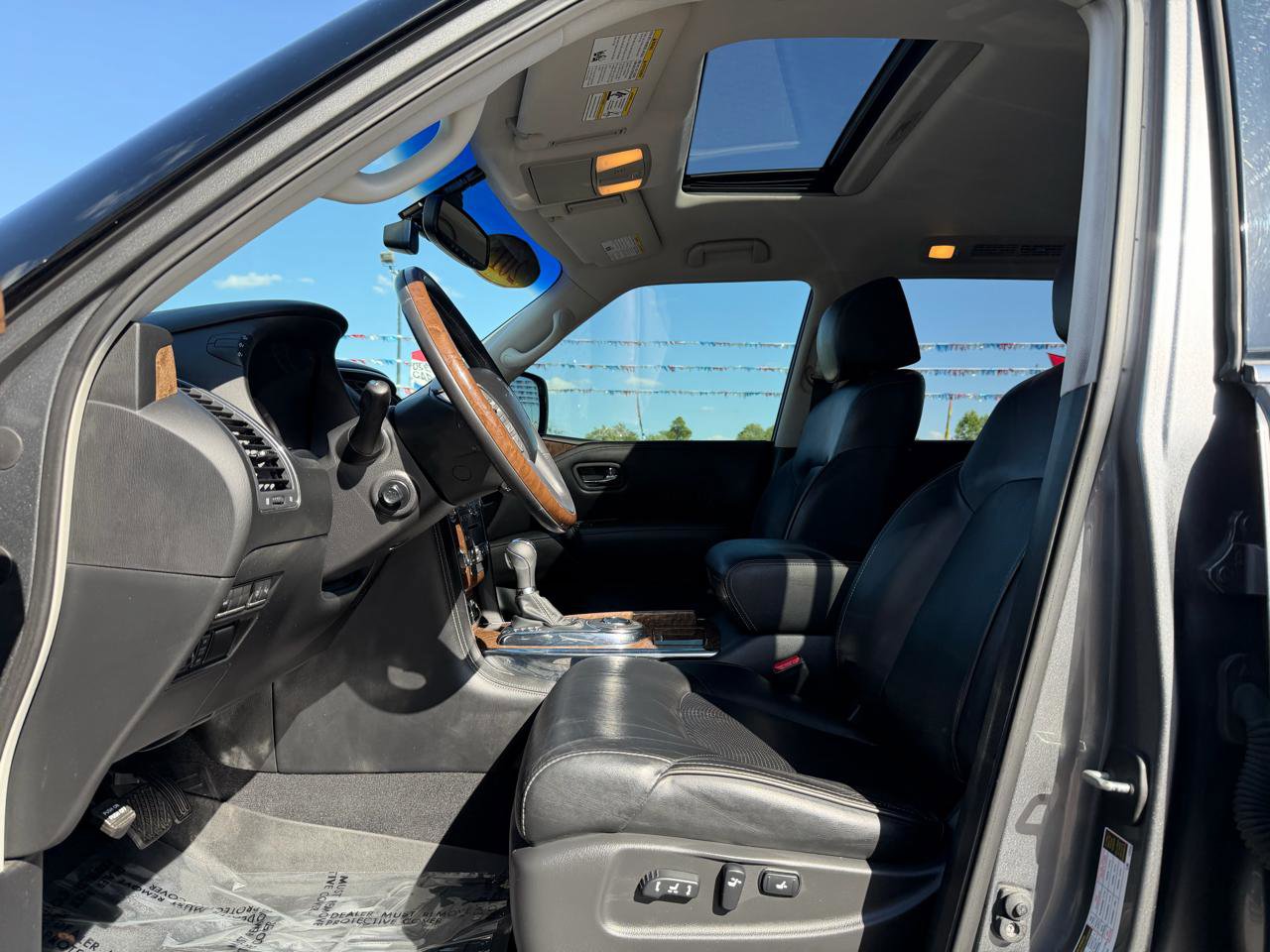 Used 2015 INFINITI QX80 2WD w/ 22" Wheel Package image 15
