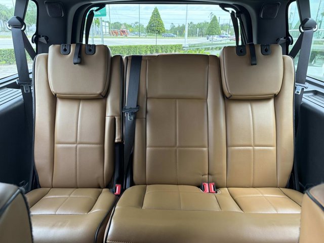 Used 2013 Lincoln Navigator L 4WD image 24