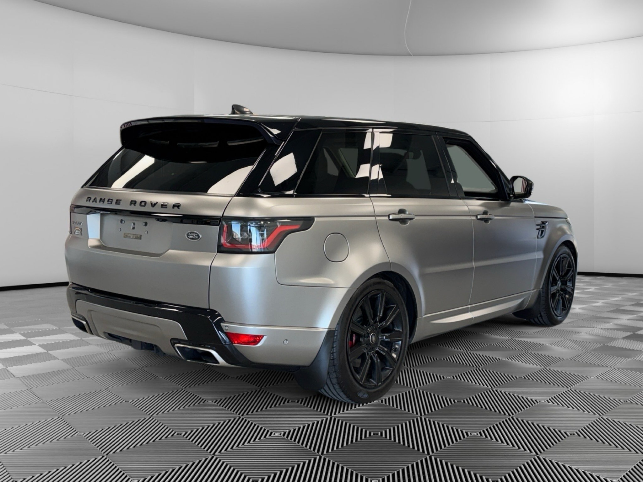 Used 2019 Land Rover Range Rover Sport HSE Dynamic AWD/4WD image 8