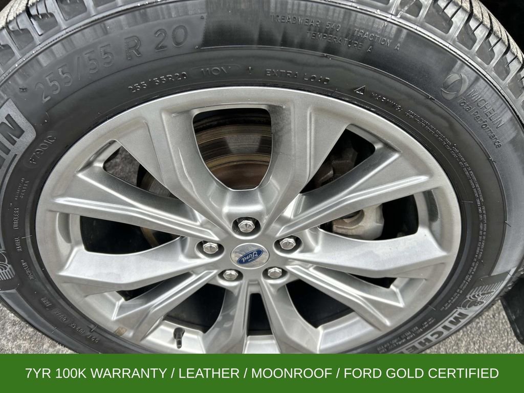 Certified 2022 Ford Explorer XLT w/ Equipment Group 202A image 9