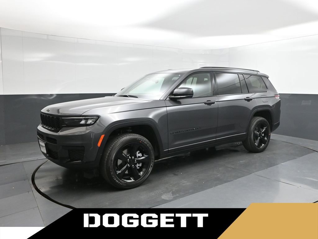 New 2025 Jeep Grand Cherokee L Altitude RWD image 1
