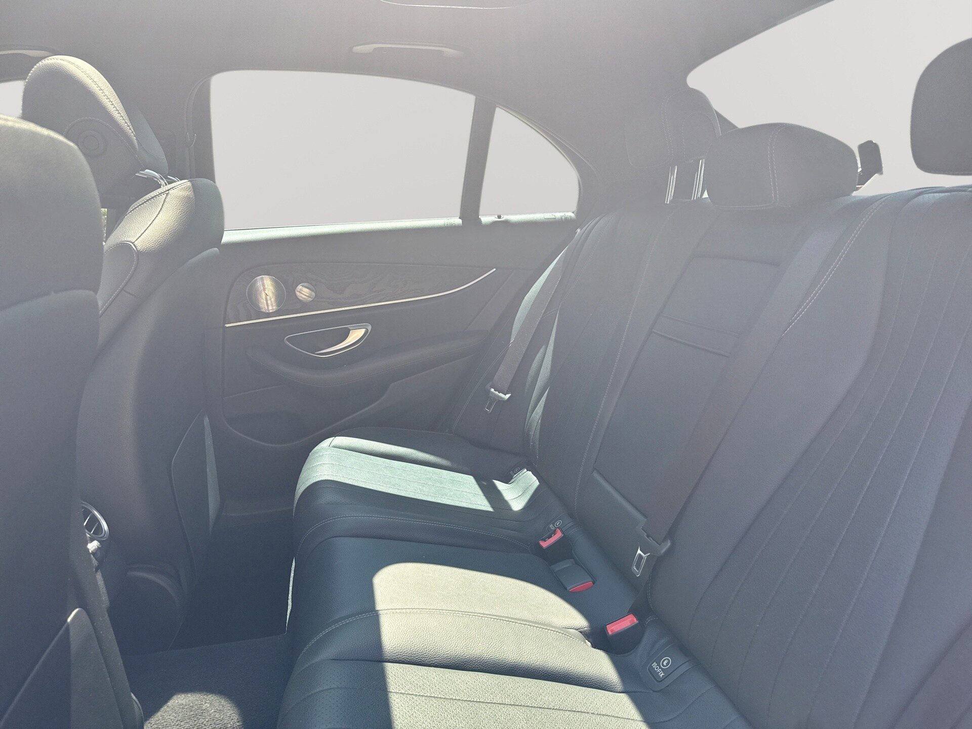 Used 2018 Mercedes-Benz E 300 w/ Premium 1 Package image 27