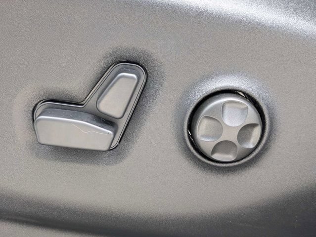 New 2027 Chrysler Pacifica Limited FWD image 22