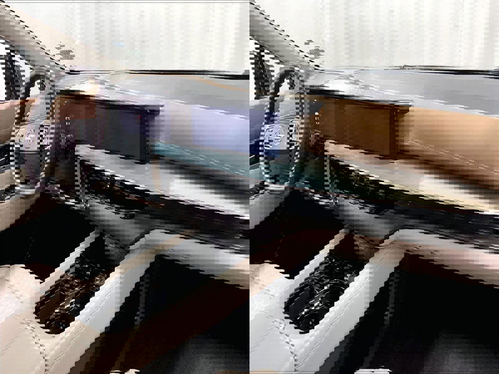 Certified 2025 Nissan Murano Platinum w/ Cargo Package image 14