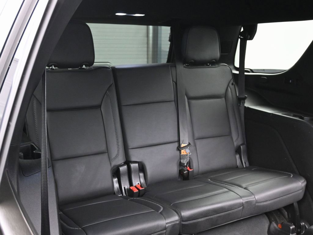 Used 2024 GMC Yukon Denali AWD/4WD image 32