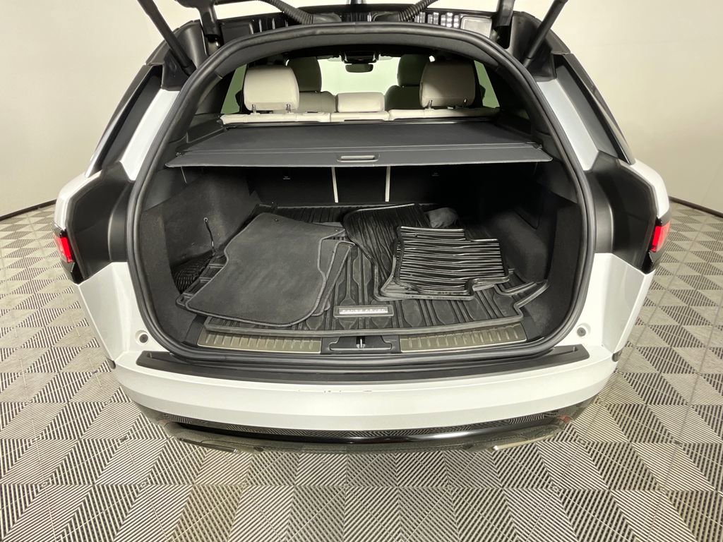 Certified 2023 Land Rover Range Rover Velar R-Dynamic S AWD/4WD image 28