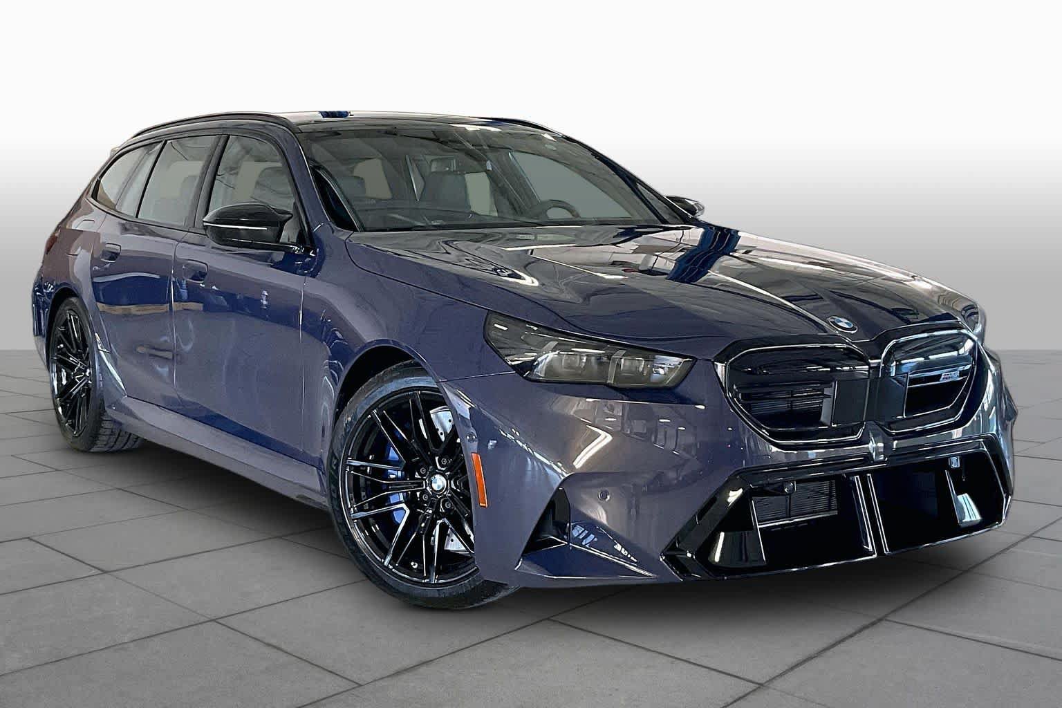 New 2027 BMW M5 Touring AWD/4WD image 2