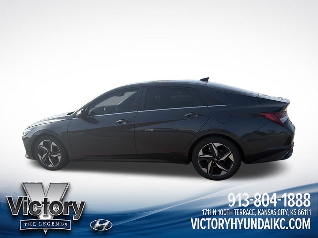 Used 2021 Hyundai Elantra Limited FWD image 8
