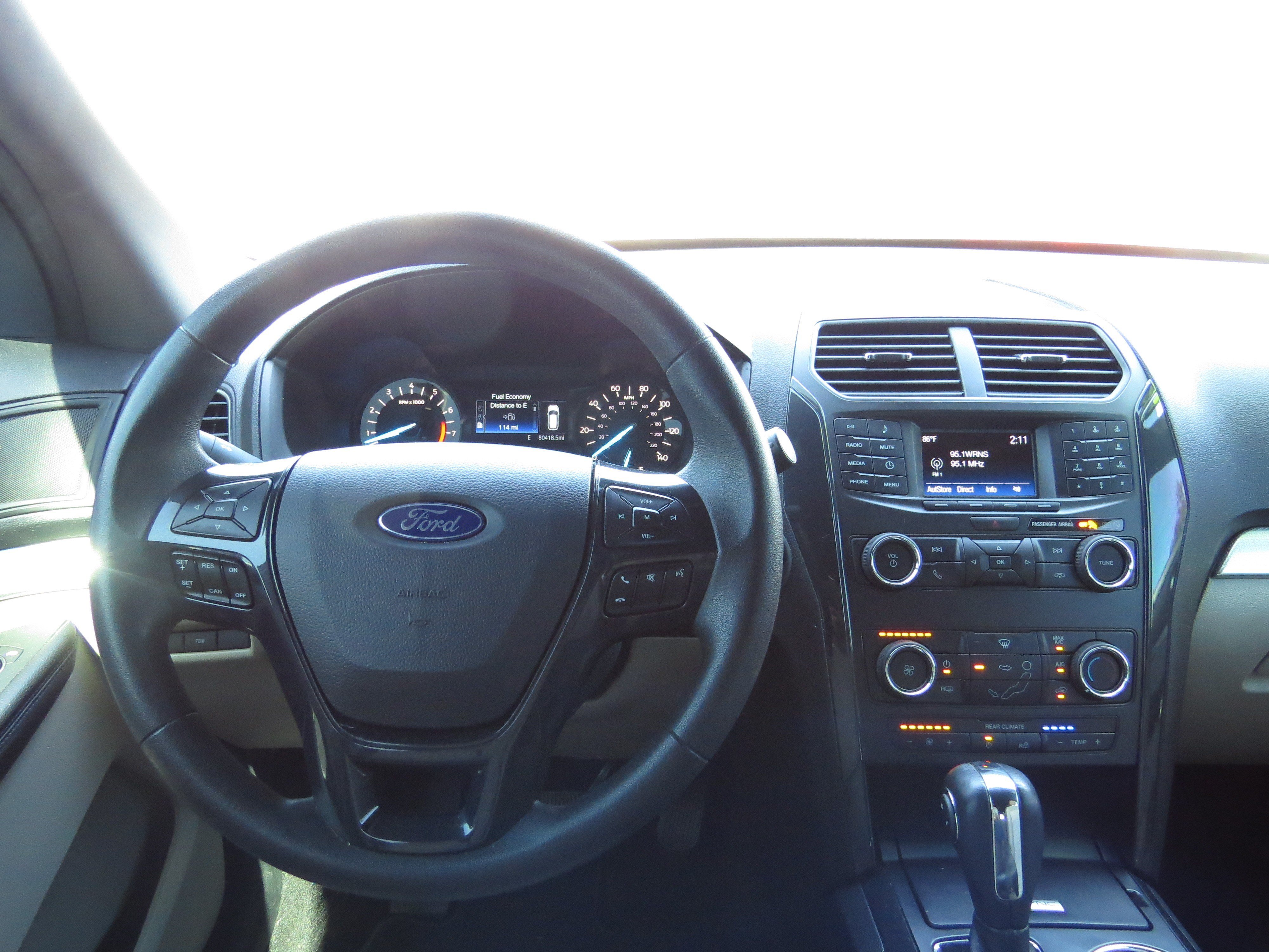 Used 2018 Ford Explorer 4WD image 17