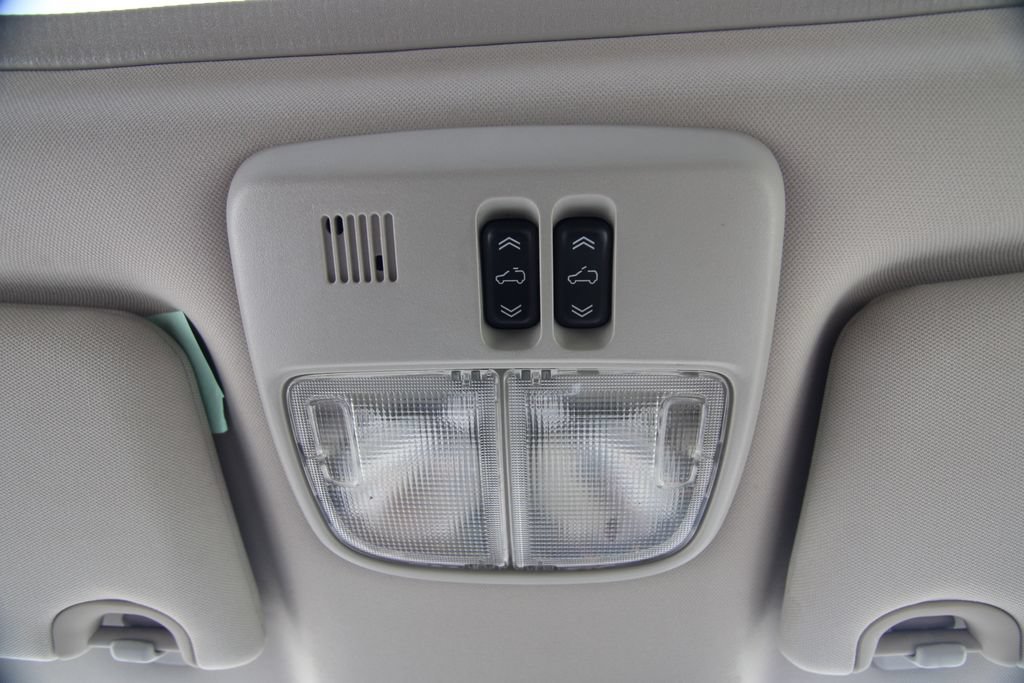 Used 2009 Chevrolet HHR LT FWD image 28