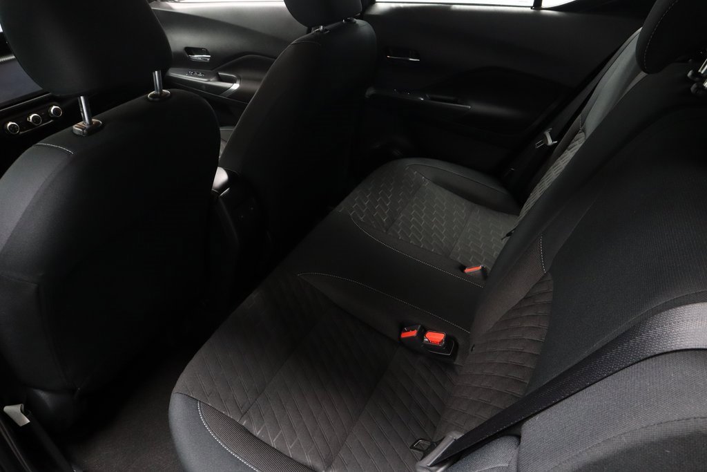 Used 2023 Nissan Kicks SV image 22