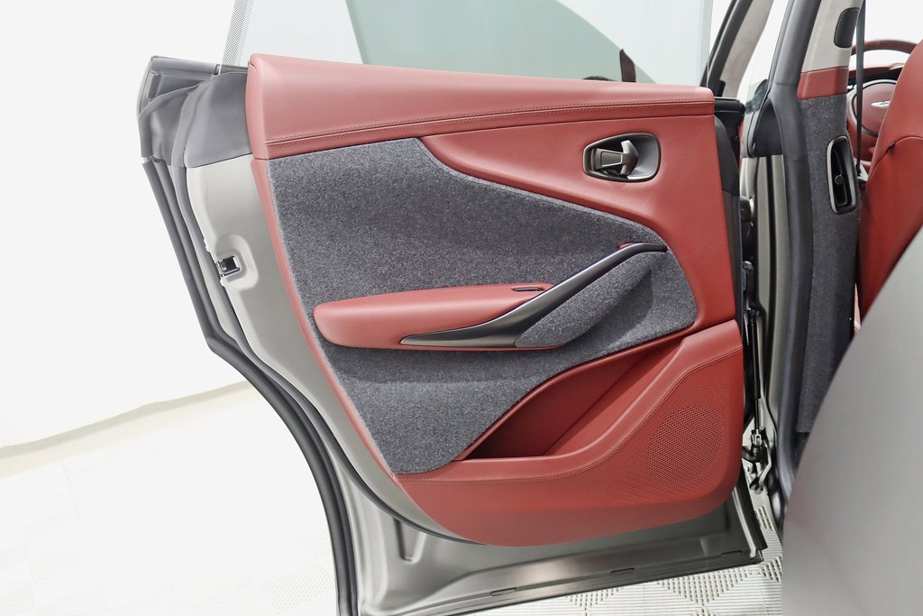 Used 2021 Aston Martin DBX image 42