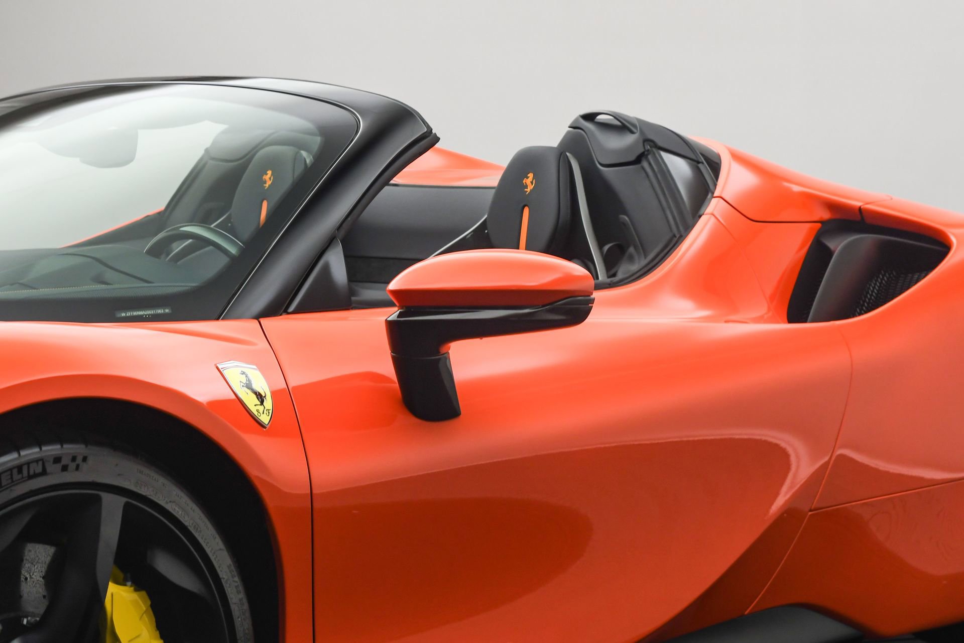 Used 2025 Ferrari SF90 Spider image 10