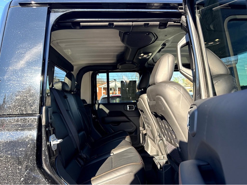 Certified 2022 Jeep Gladiator Mojave w/ LED Lighting Group image 9