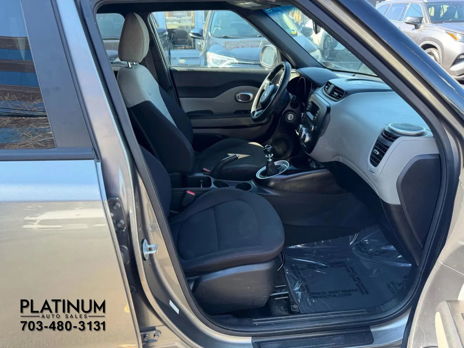 Used 2015 Kia Soul FWD image 13