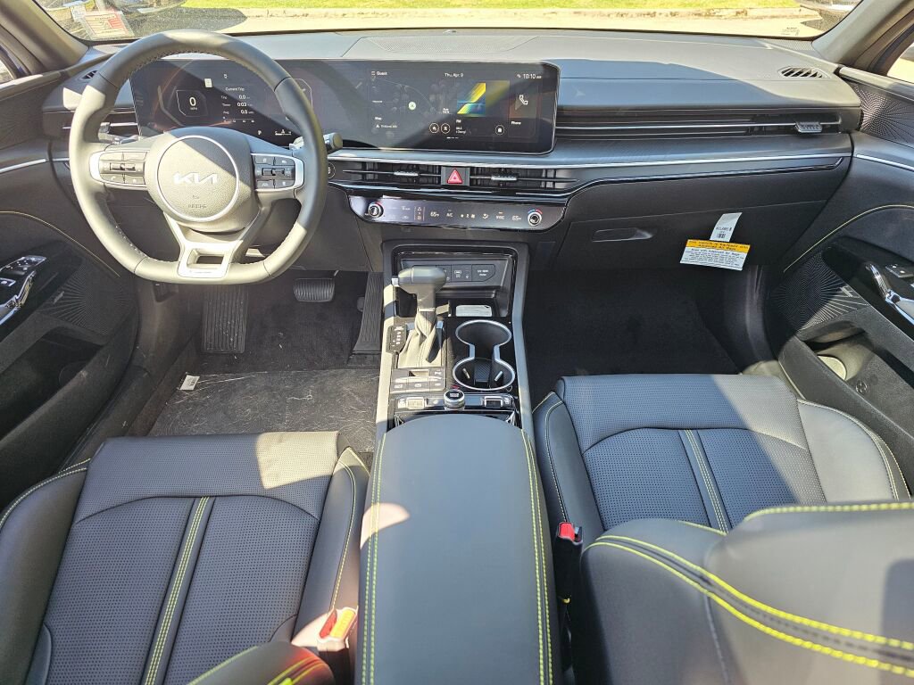 New 2026 Kia K5 GT image 9