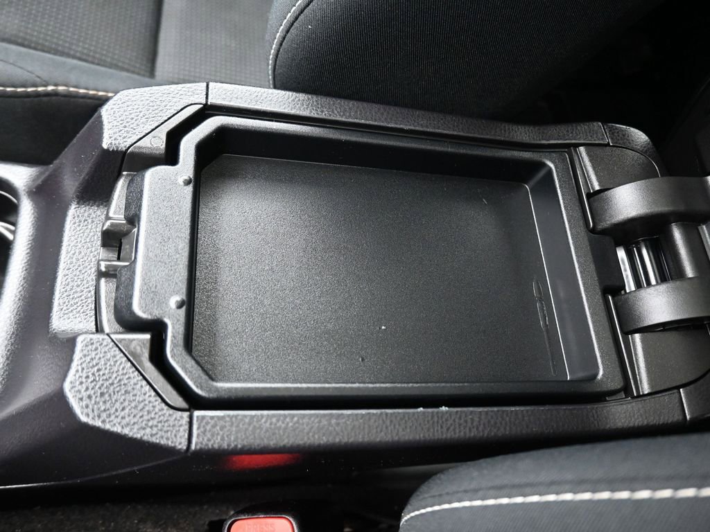 Used 2018 Toyota RAV4 XLE w/ Plus Extra Value Package image 22