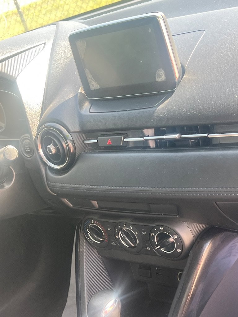 Used 2018 Toyota Yaris iA FWD image 7