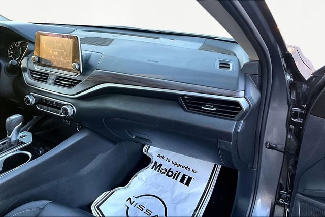 Used 2024 Nissan Altima 2.5 SV image 18