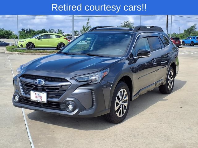 Certified 2025 Subaru Outback Premium w/ Popular Package #1A AWD/4WD image 3