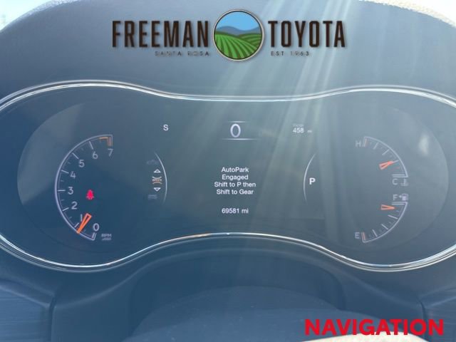 Used 2019 Jeep Grand Cherokee Laredo w/ 18" Wheel & 8.4" Radio Group image 7