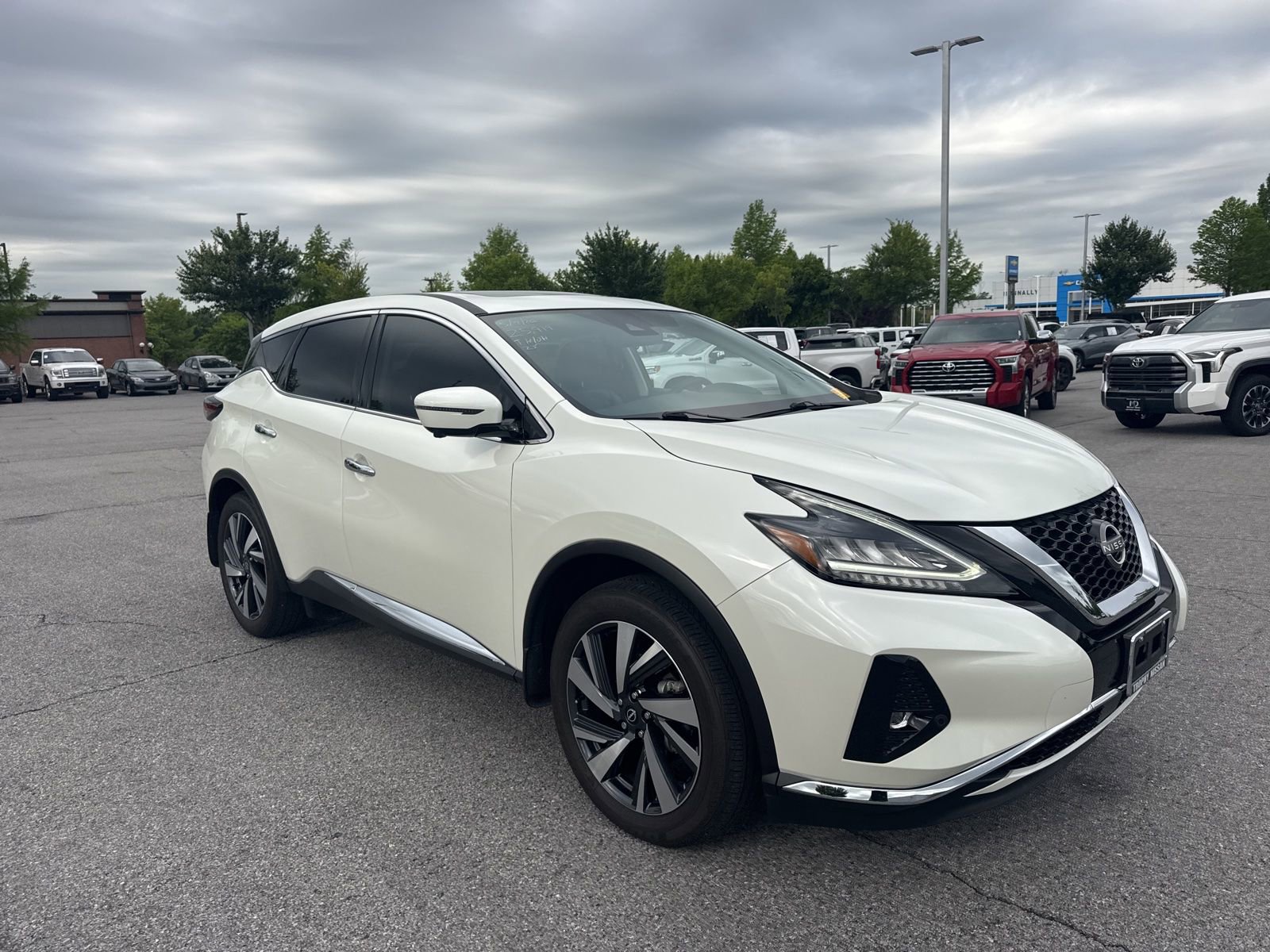 Used 2023 Nissan Murano SL w/ SL Moonroof Package FWD image 3