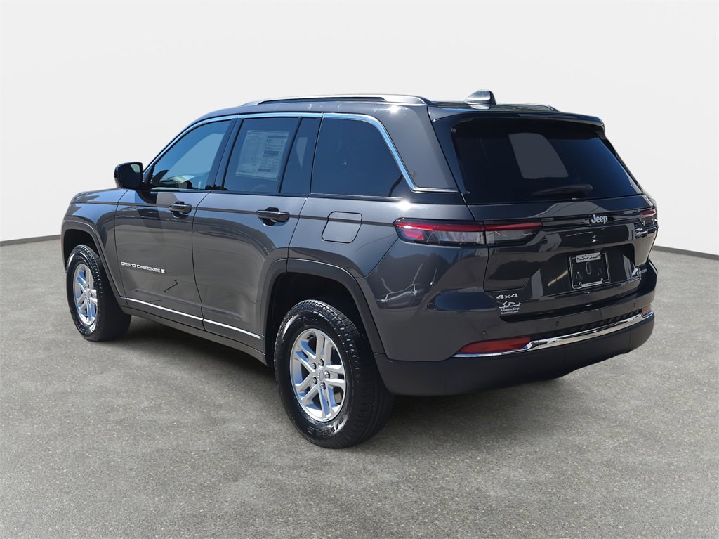 New 2025 Jeep Grand Cherokee Laredo w/ Luxury Tech Group I image 7
