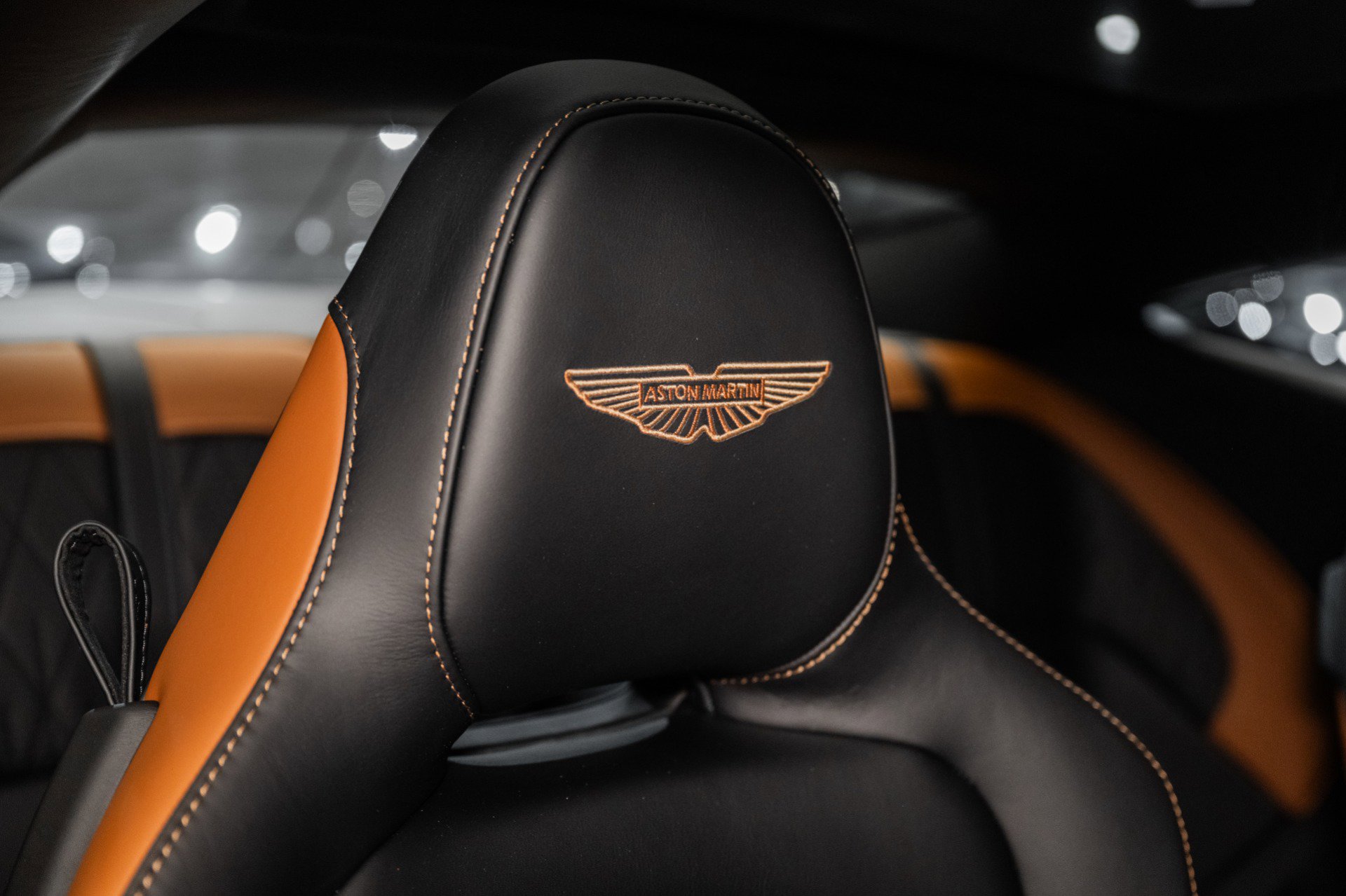 Used 2025 Aston Martin DB12 Coupe image 5