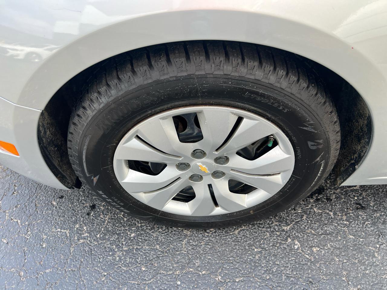 Used 2015 Chevrolet Cruze LS image 18
