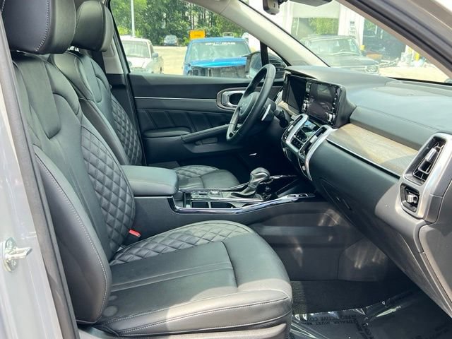 Certified 2023 Kia Sorento SX Prestige AWD/4WD image 14