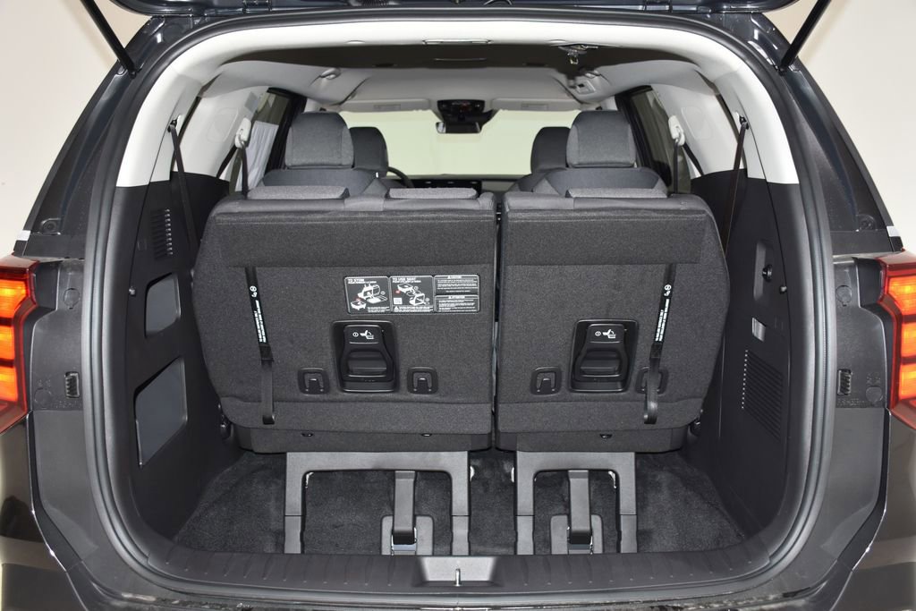 New 2026 Kia Carnival LX image 28