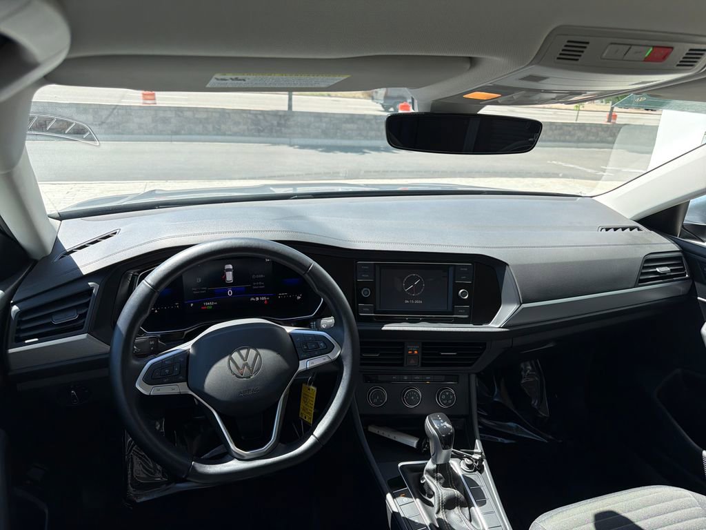 Certified 2022 Volkswagen Jetta S FWD image 15