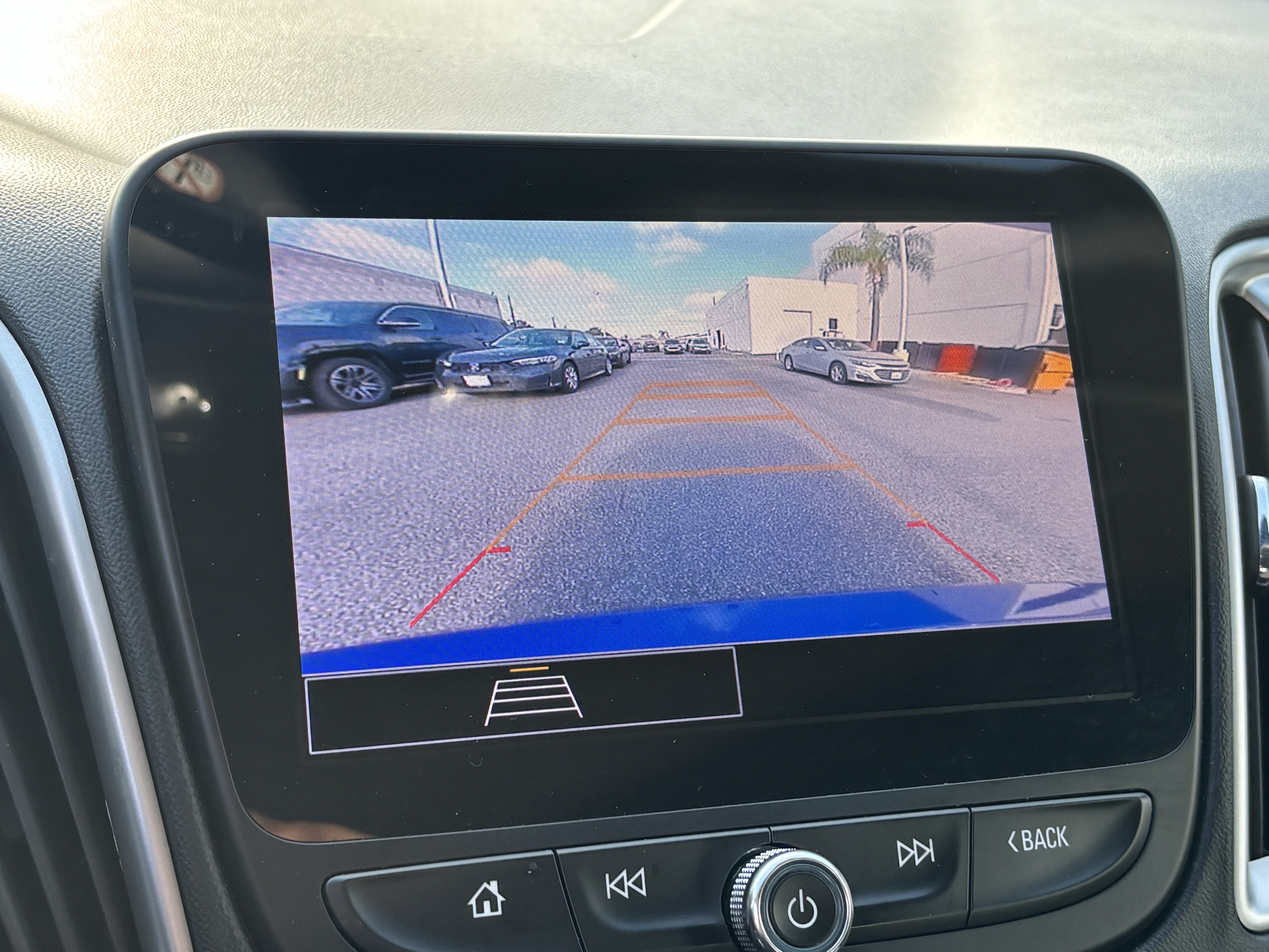 Used 2023 Chevrolet Malibu LT FWD image 19