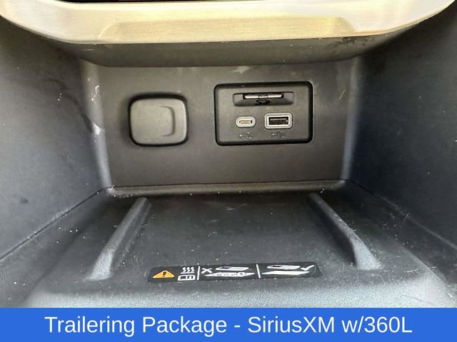 Used 2021 GMC Acadia Denali w/ Denali Ultimate Package image 12