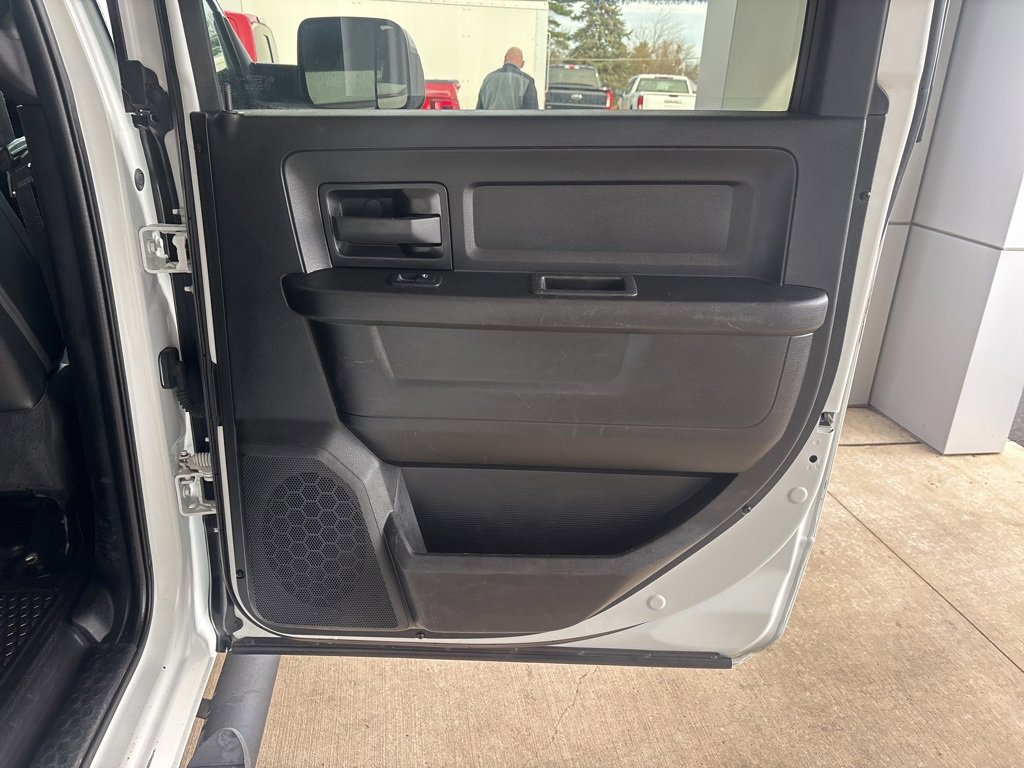 Used 2022 RAM 2500 Tradesman w/ Chrome Appearance Group image 26