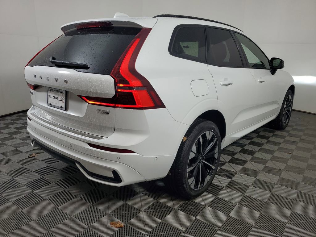 New 2026 Volvo XC60 T8 Plus w/ Protection Package Premier image 6
