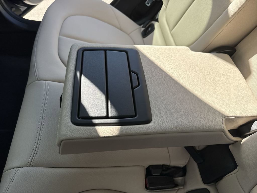 Used 2023 BMW X2 sDrive28i w/ Convenience Package image 39