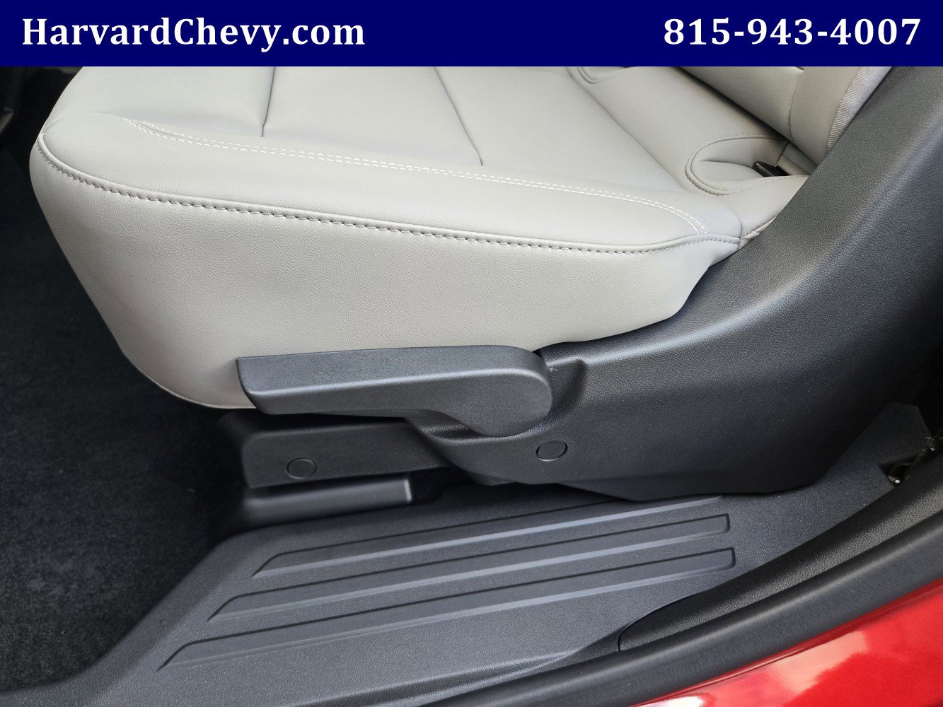 Used 2025 GMC Acadia Elevation w/ Elevation Premium Package image 32