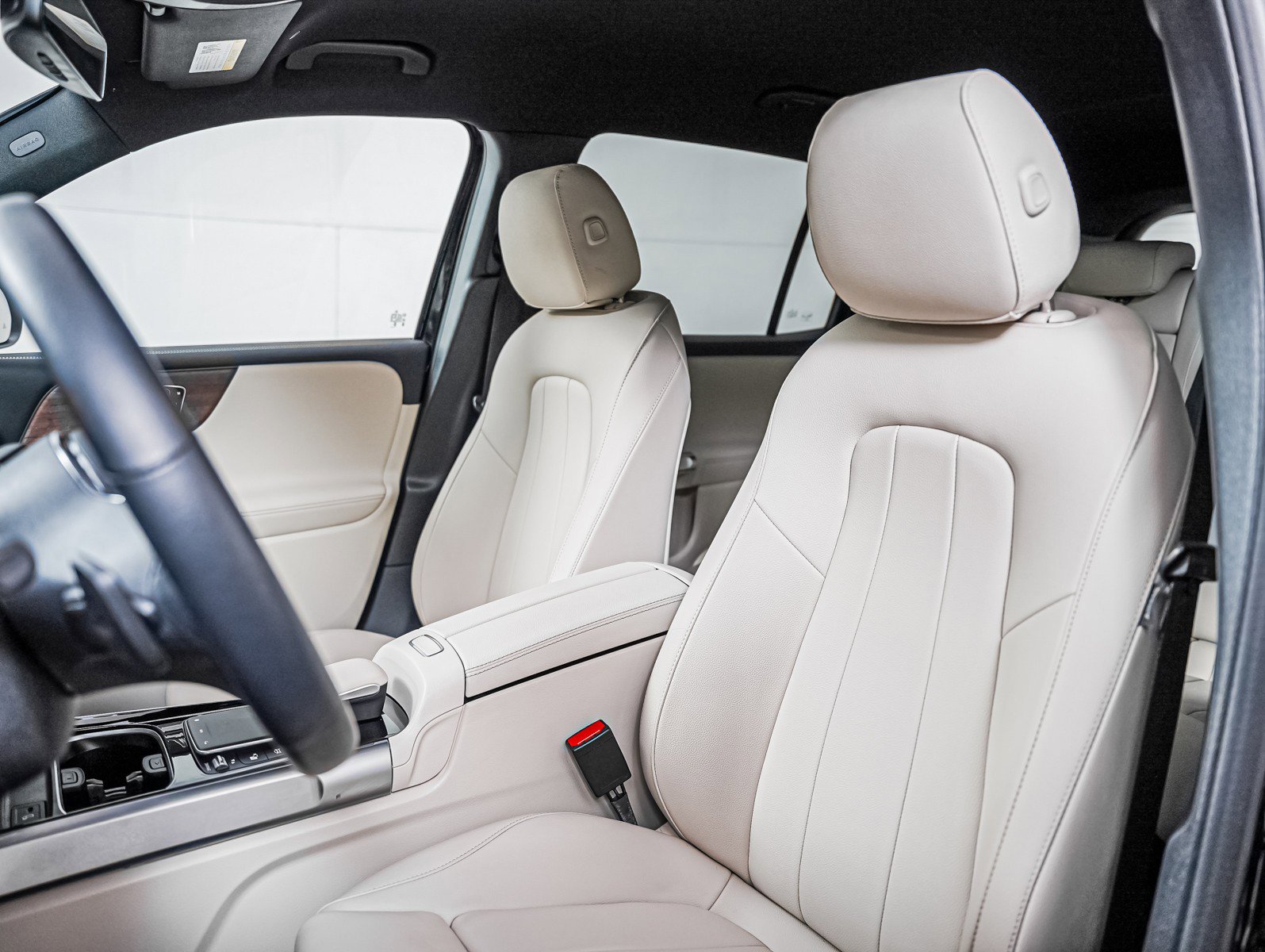 Certified 2023 Mercedes-Benz EQB 300 4MATIC image 12