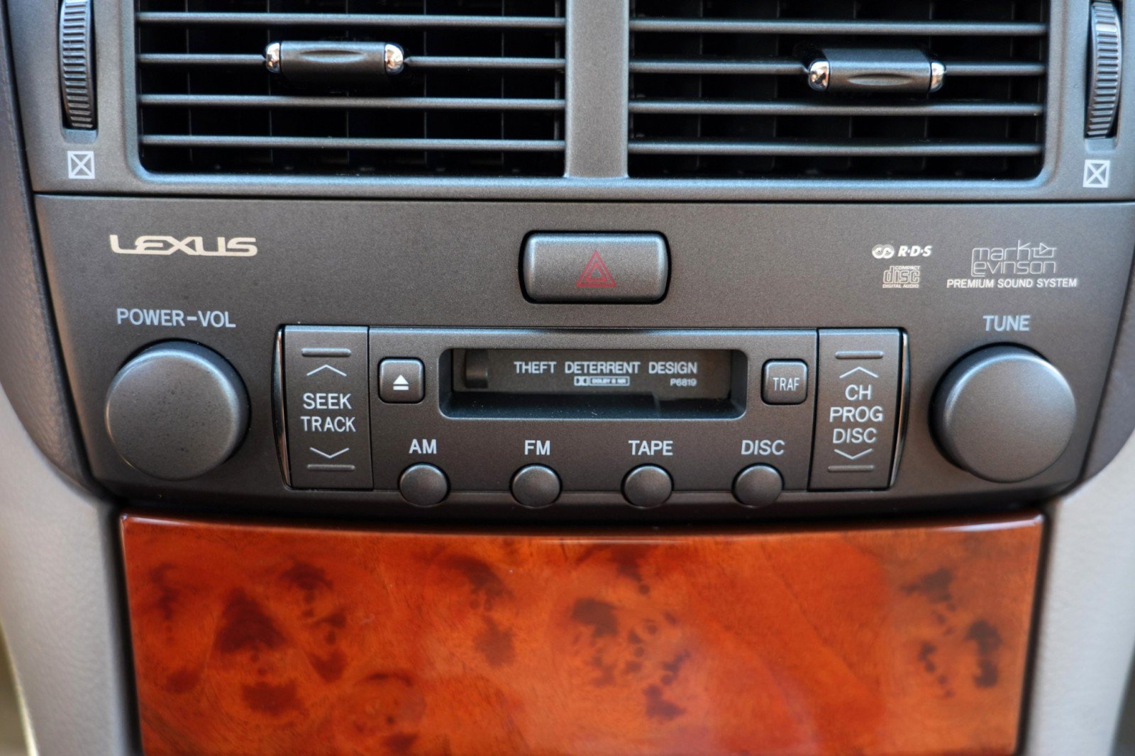 Used 2002 Lexus LS 430 w/ Navigation/Mark Levinson Pkg RWD image 26