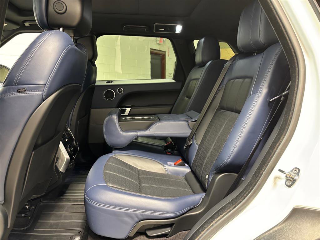 Used 2018 Land Rover Range Rover Sport HSE Dynamic image 29