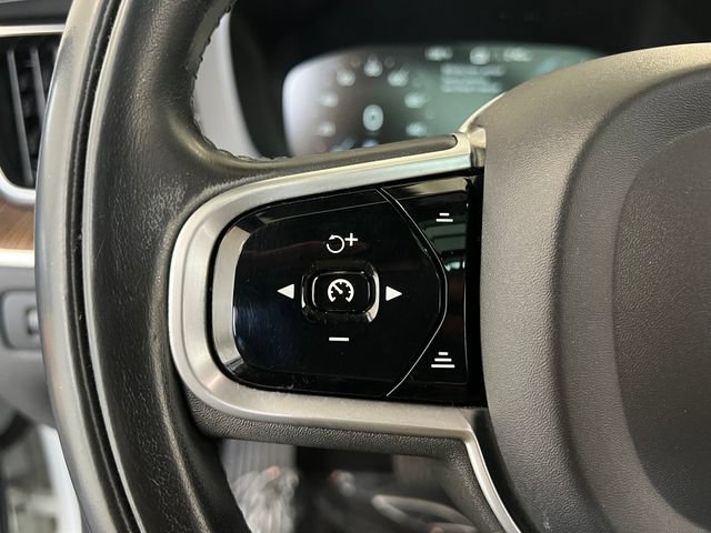 Used 2021 Volvo XC60 T5 Inscription w/ Advanced Package AWD/4WD image 41
